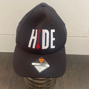 HIDEAWAY GOLF CLUB BLACK HAT